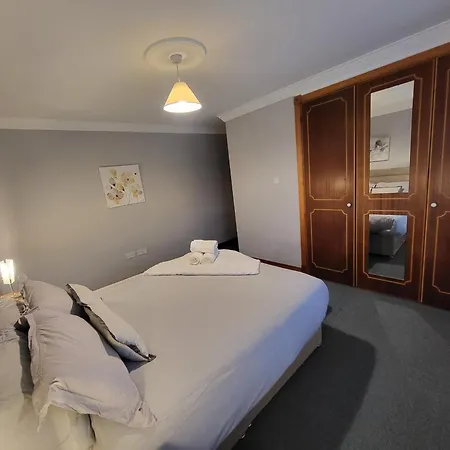 Red Brick House Rosses Point Ferienhaus *