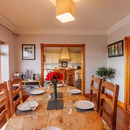 Red Brick House Rosses Point Holiday home