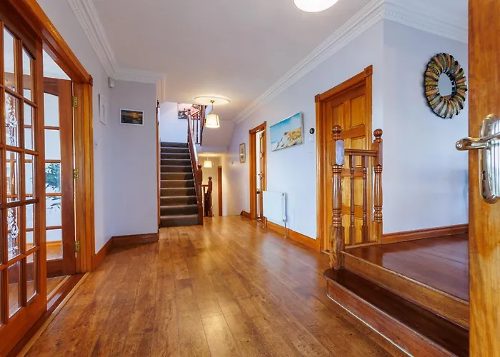 בית נופש Red Brick House Rosses Point *