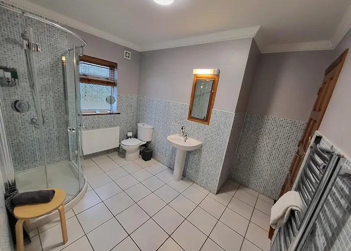 Red Brick House Rosses Point *