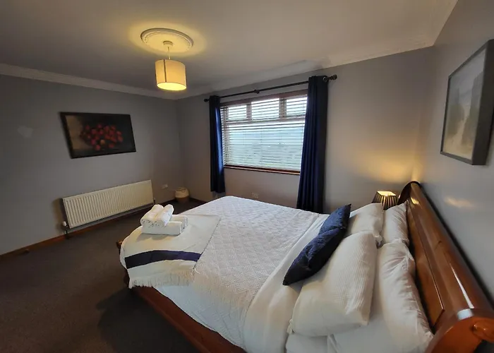 بيت للعطل Red Brick House Rosses Point سلايغو